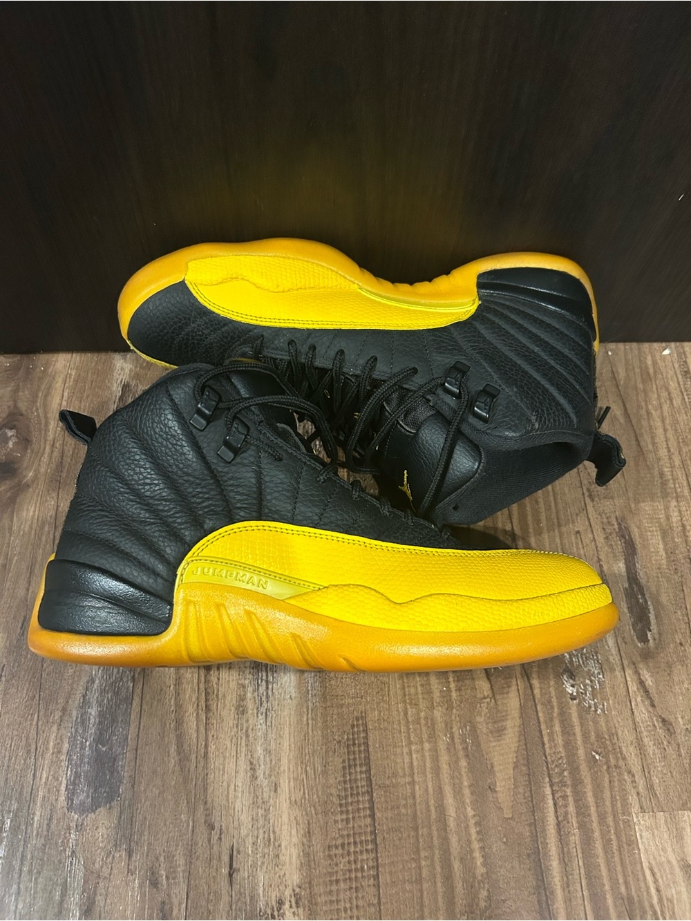 Jordan 12 University Gold Size 9.5 Lightly Worn